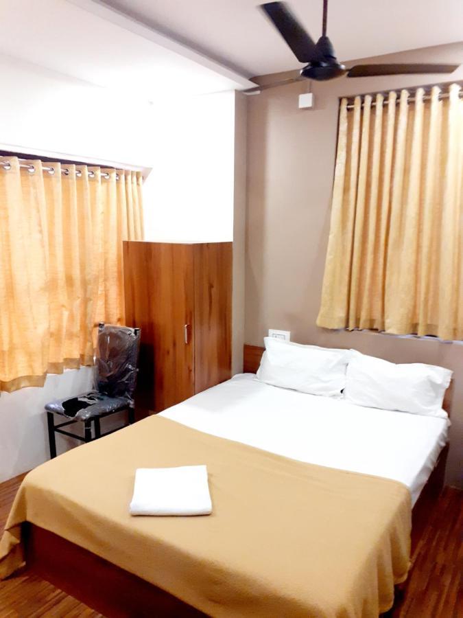 Hotel Madery Mangalore Exteriör bild